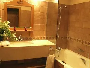 Au Vieux Moulin מלון